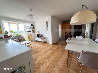 Apartament cu 4 camere, zona poli 2