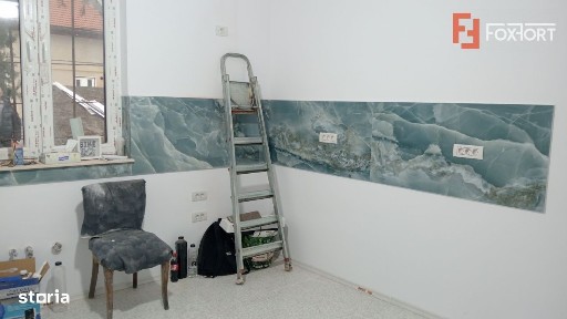 De inchiriat, apartament ultracentral la curte comuna