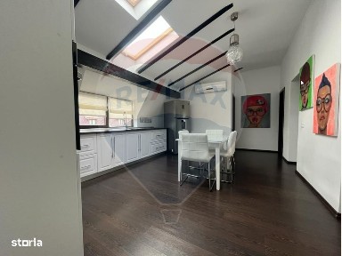 Apartament LUX 3 camere cu parcare privată-Inchiriere-zona Vest