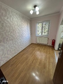 De vanzare 2 camere cu balcon, etaj intermediar, 53.500 euro