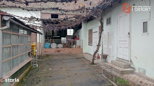 Casa individuala cu 5 camere de inchiriat zona Aradul Nou