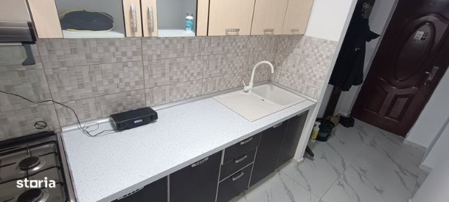 Garsoniera de inchiriat 33mp decomandat