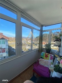 APARTAMENT 2 CAMERE, 2 BALCOANE DE VANZARE IN ONESTI,CARTIER MAL