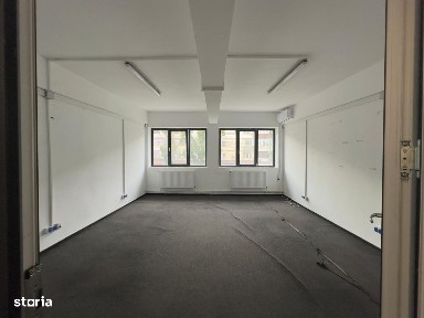 Birouri renovate 158mp, zona Carrefour Felicia si Kaufland
