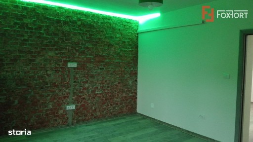 Apartament cu 2 camere la curte de inchiriat, zona Arad