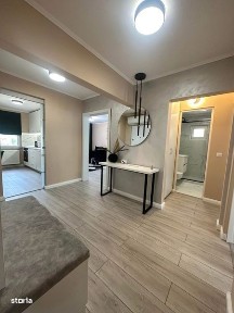 Ofer spre închiriere Apartament de Lux 4 Camere Etaj 1 Micro 17