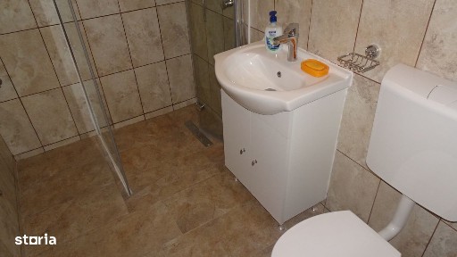 Inchiriez apartament 2 camere in Deva, zona ultracentrala, parter