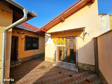 Casă 4 camere, renovată, mobilată, utilată, 410 mp teren, zona Centru