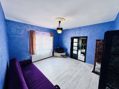 Casa de vanzare moldova-noua caras severin complet mobilata-utilata