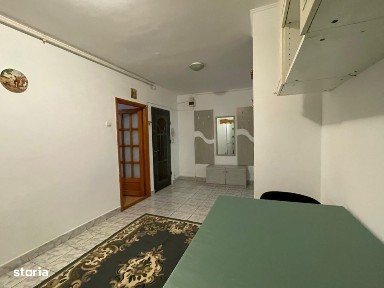 Apartament 3 camere decomandat + centrala - Navodari Oras