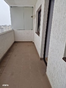 Vand apartament 3 camere