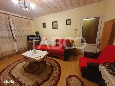 Apartament semidecomandat 37mpu 2 camere boxa la subsol balcon Parcare