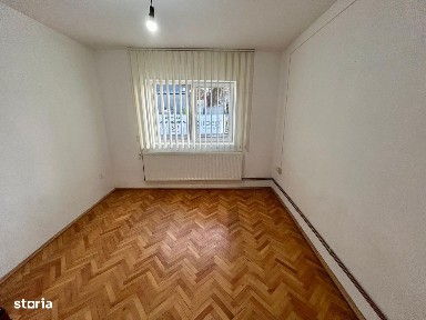 Casă de închiriat - Zona Parc Regina Maria