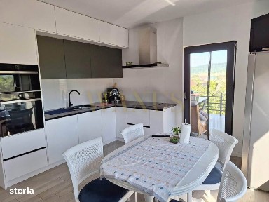 Casa tip parter, zona Unirea