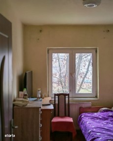 Apartament 4 camere - decomandat,Mic. 17, Str. Bobocului,etaj 2