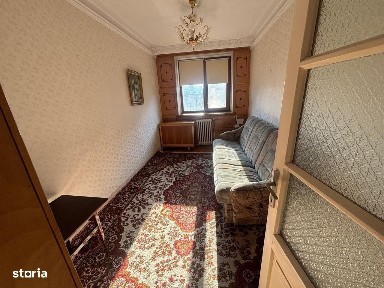 Apartament decomandat 3 camere Cuza-Voda