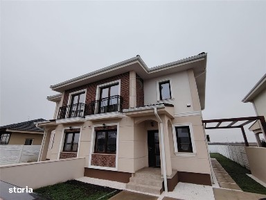 Duplex deosebit - asfalt - toate utilitatile