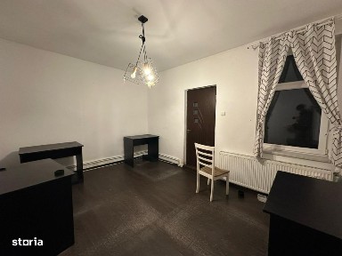 Casa 3 camere, 87mp, Centru, zona Sfintii Apostoli