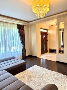 Casa de vanzare in cartier Episcopia