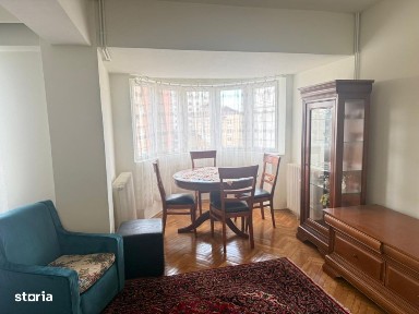 Apartament 5 camere,Scoala de Inot