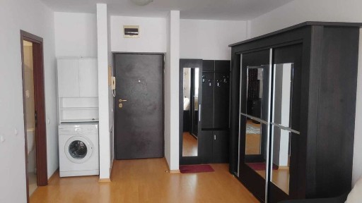 Proprietar, închiriez garsoniera tip studio