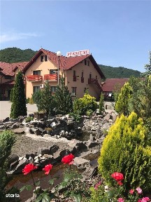 Disponibila de REVELION cabana complet echipată de închiriat