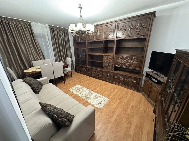 Inchiriez apartament 3 camere ultracentral