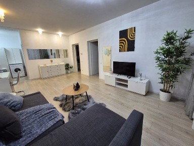 Inchiriez apartament 2 camere Pipera loc de parcare inclus