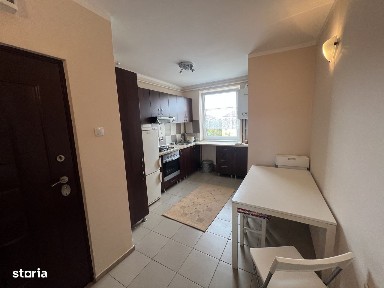 Apartament 3 camere, izolat, balcon - Rahovei/Milea etj4 cu acoperis