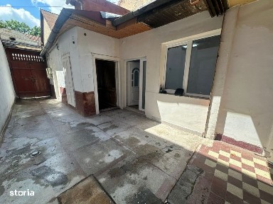 Casa individuala pretabila pt birou, strada Clinicilor