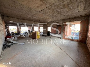 Spatiu comercial l suprafata 200 mp l bloc nou Eroilor!