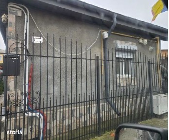 Cota de 2/4 din casa si teren, Loc Calarasi, Jud Calarasi