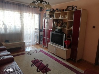 Apartament etaj intermediar 2 camere Mazepa
