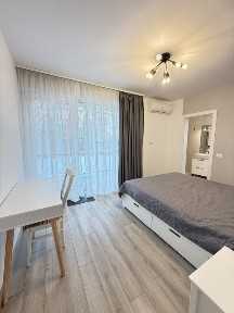 Vand apartament NOU 3 camere cu terasa si balcon Calea Sever Bocu