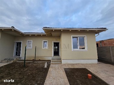 Duplex pe plan - zona linistita - personalizare interioara.