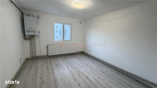 Garsoniera de vanzare, zona Piata Mare