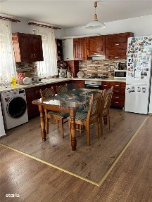 Casa cu 4 camere si curte privata in cartierul Arhitectilor