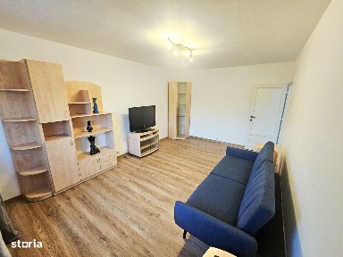 Dau în chirie apartament 2 camere-lăngă Piața Decebal