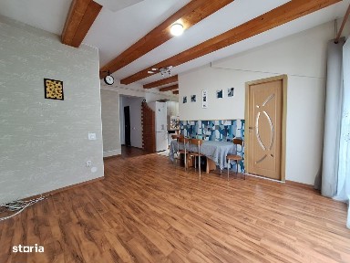 Apartament cu 3 camere, 56 mp, parcare, zona Teilor