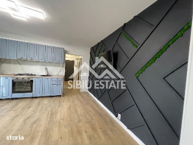 Apartament de vanzare decomandat, 3 camere, balcon s.utila 55 mp.