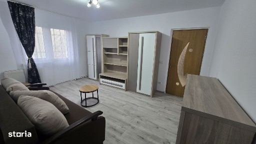 Prima inchiriere: Apartament cu 2 camere etaj 3 str. Ostirii