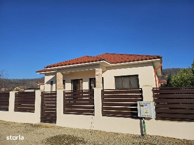 Oferta vanzare casa deosebita 2025 pe parter, Stefanesti, 203000 EURO