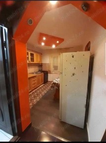 Inchiriez garsoniera govandar