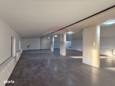 Spațiu comercial, 535.57mp de închiriat, zona autogara Gherla