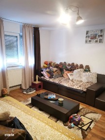 Apartament de vanzare, cu 2 camere, 52 mp, zona Rovine