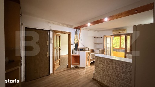 Apartament 3 camere decomandat, et. 1, 72 mp, zona 1 Mai