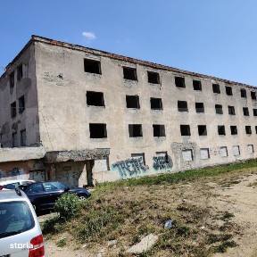 IMOBIL CU POTENȚIAL INVESTIȚIONAL MAJOR - CUGIR, ZONĂ CENTRALĂ