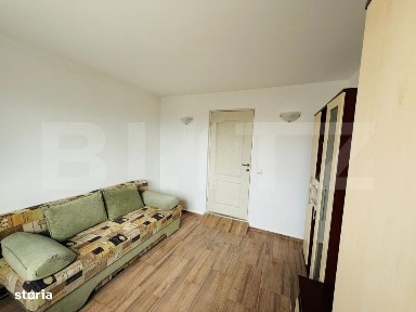 Camera de camin renovata complet - cu baie proprie, bucatarie si cen