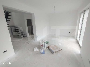 Casa 111 mp,pe 2 nivele cu 4 camere,570 mp teren,zona Valea Jelnei