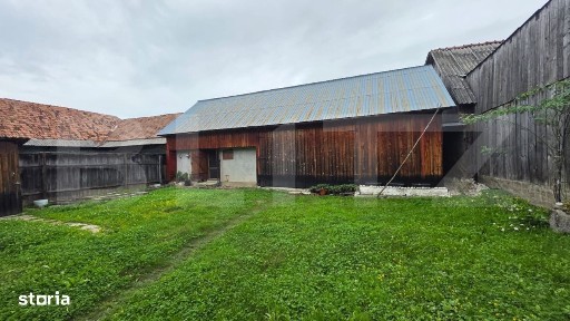 Casa de vanzare, cu 4 camere, 80 mp, satul Dorolea